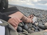 Public Sex - On The Beach (juicylousie)